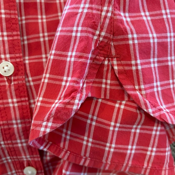 Banana Republic Women's Classic Fit Long Sleeve SZ S Red White PlaidButton Down - Picture 7 of 9